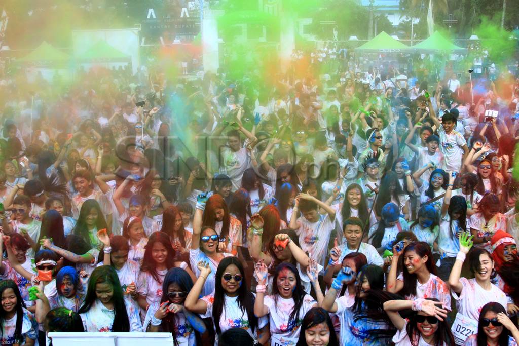 Lomba Lari Colour Fun...