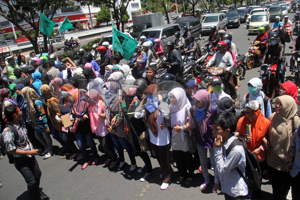 Gerakan Mahasiswa Islam...