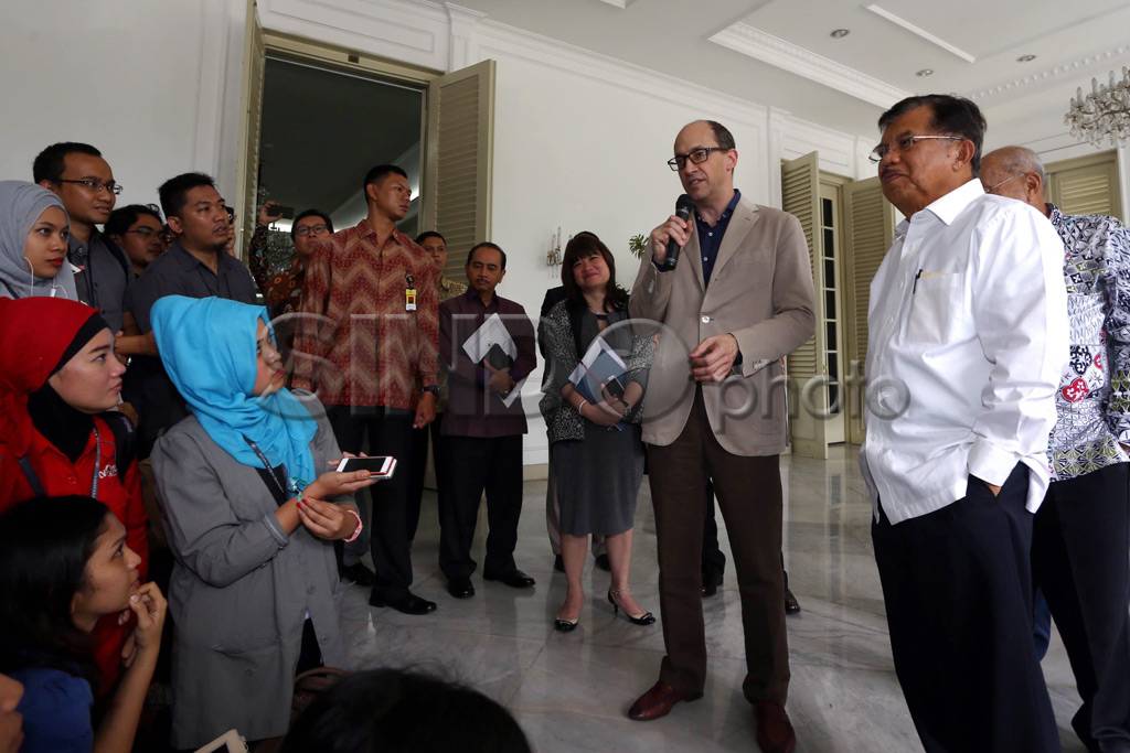Twitter Buka Kantor...
