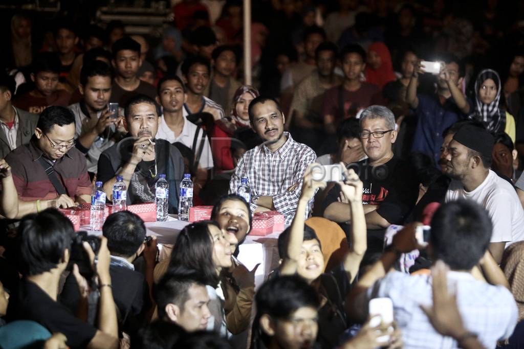 Abraham Samad Hadiri...