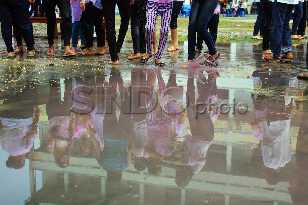 Kemeriahan Pesta Holi