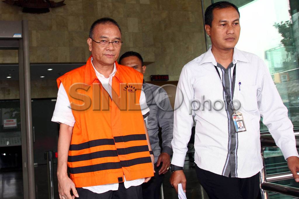 KPK Kembangkan Kasus...