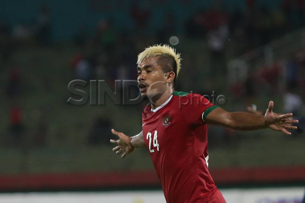 Timnas Senior Kalahkan...