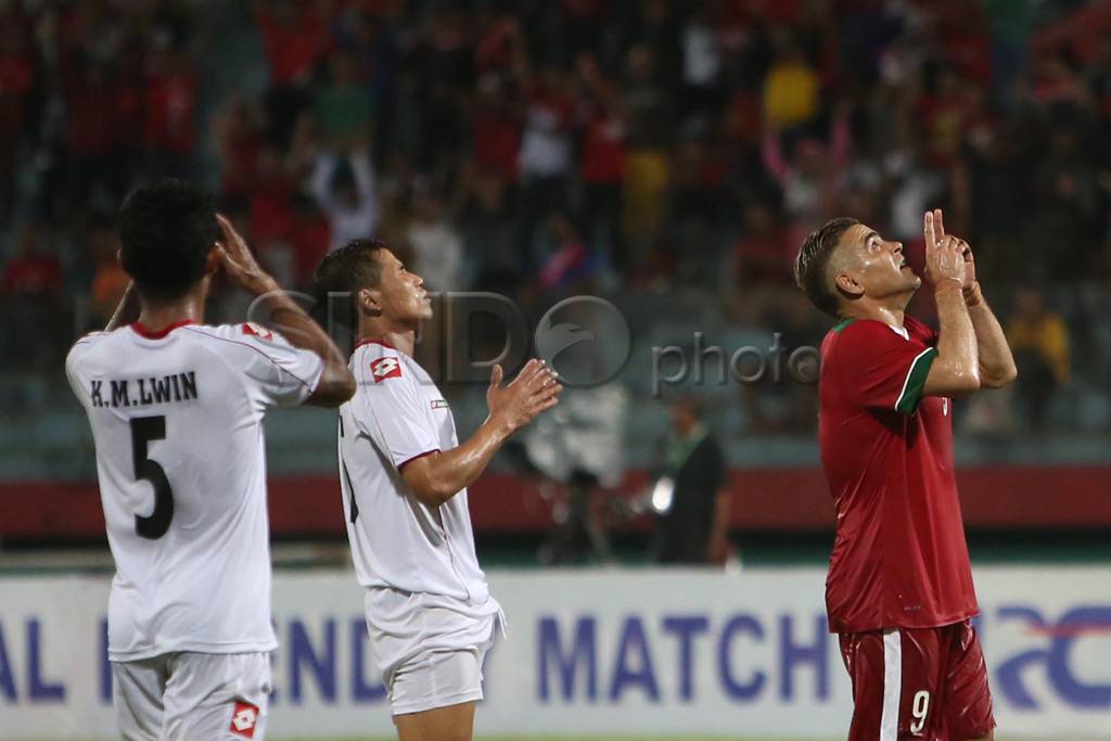 Timnas Senior Kalahkan...