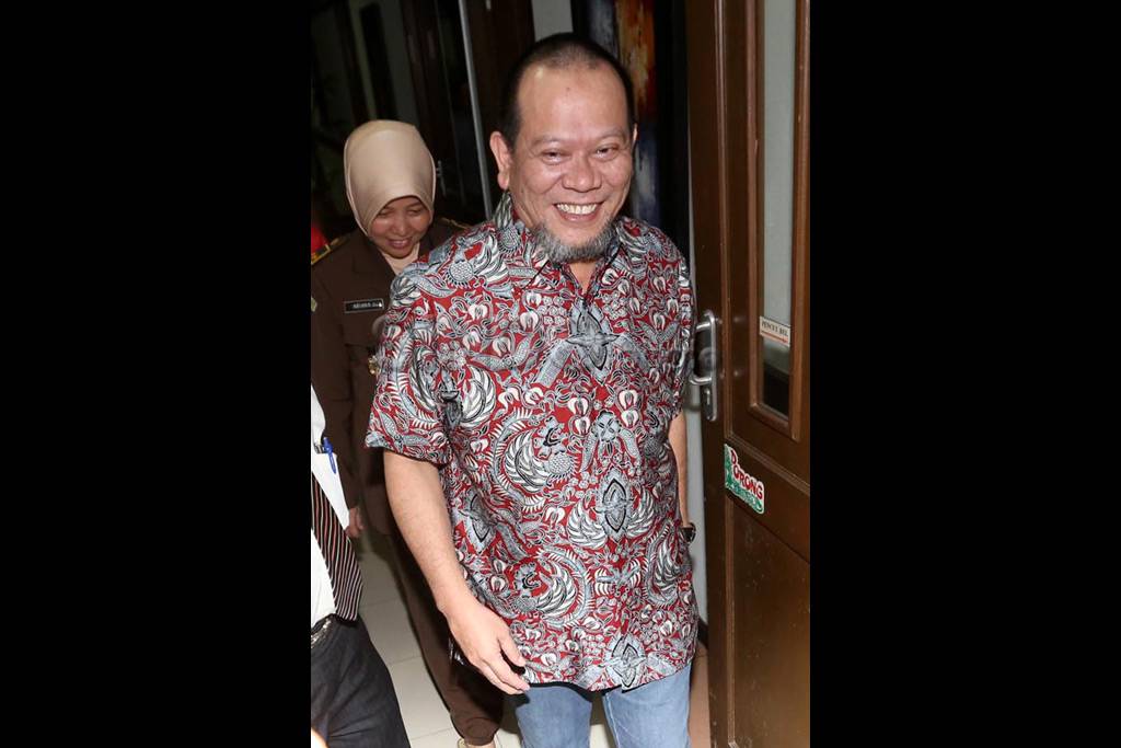 Kejati Jawa Timur Periksa...
