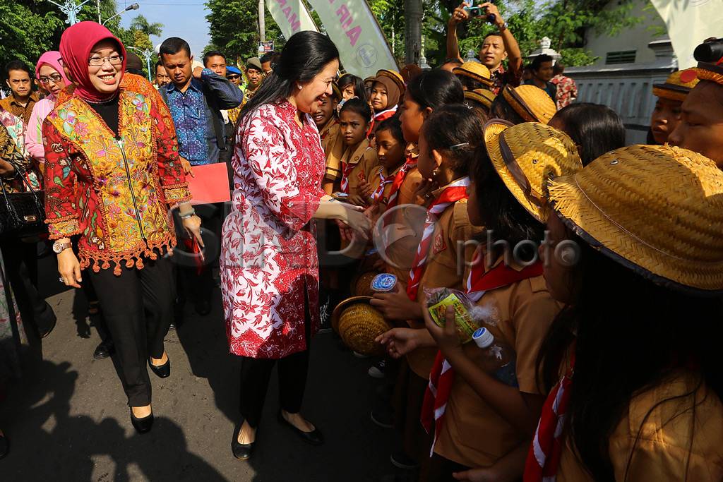 Menteri Puan Maharani...