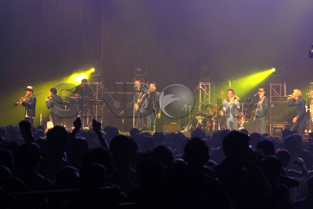 Vamps, Alexandros dan...