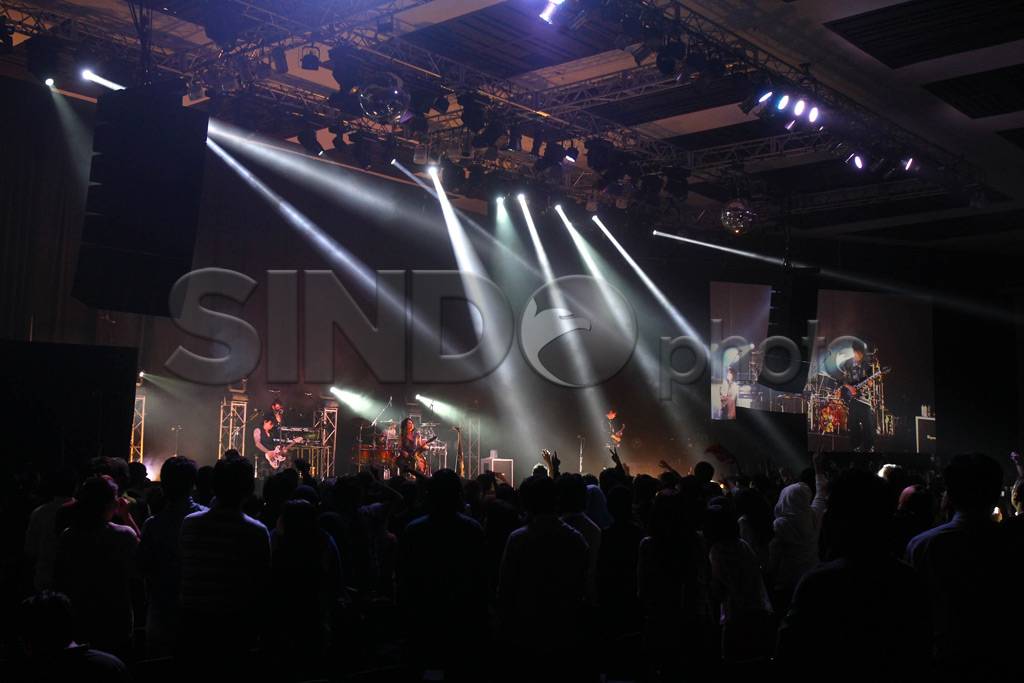 Vamps, Alexandros dan...