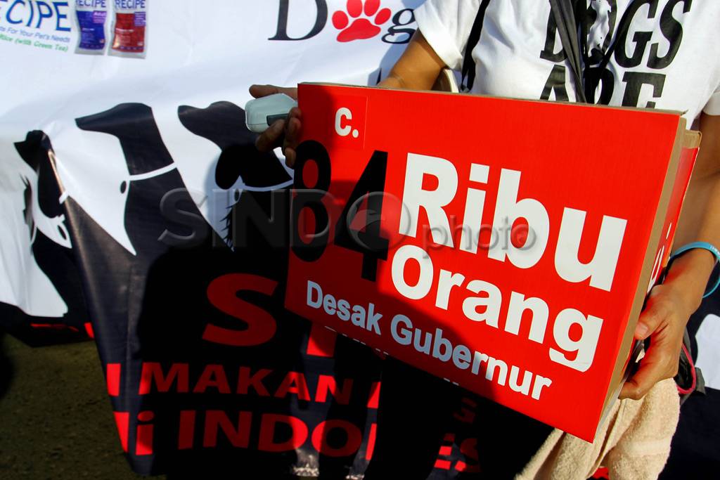 Tolak Makan Daging Anjing