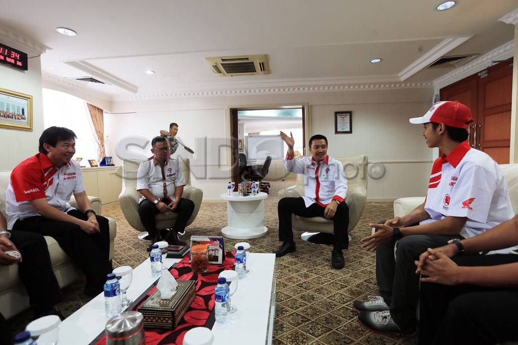 Menpora Apresiasi Pembalap...