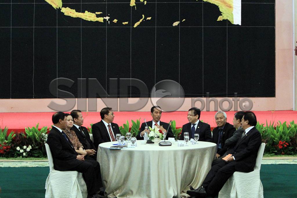 Presiden Jokowi Hadiri...