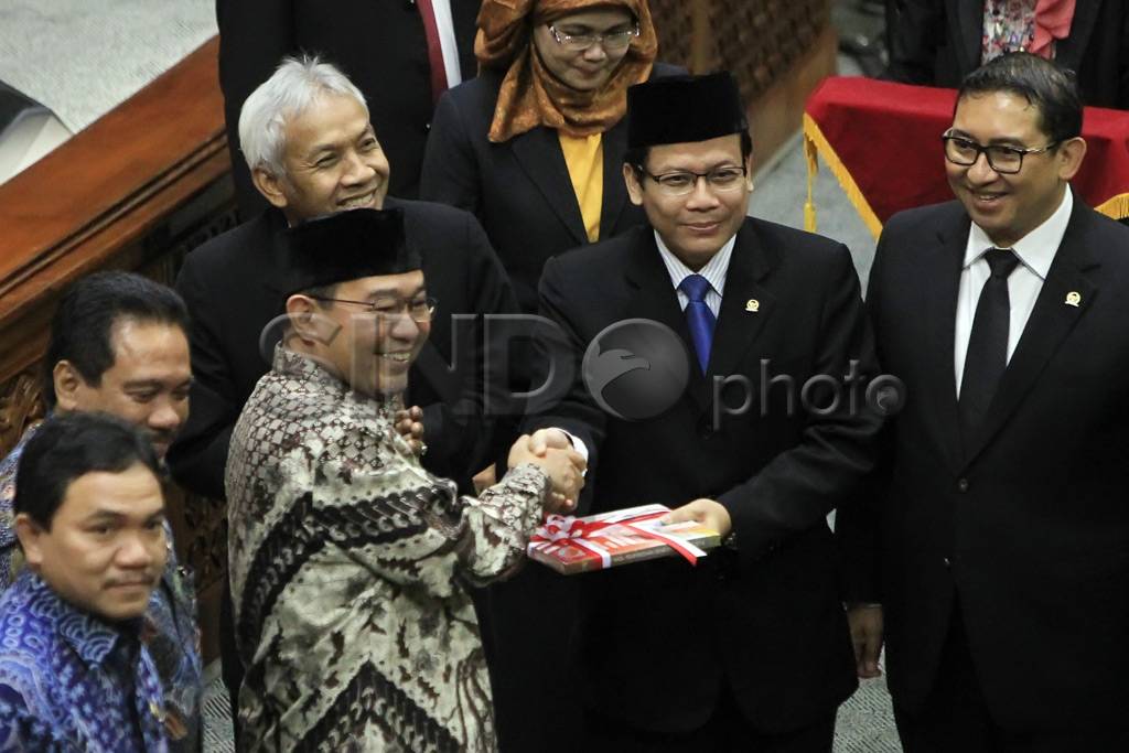 BPK Serahkan Laporan...