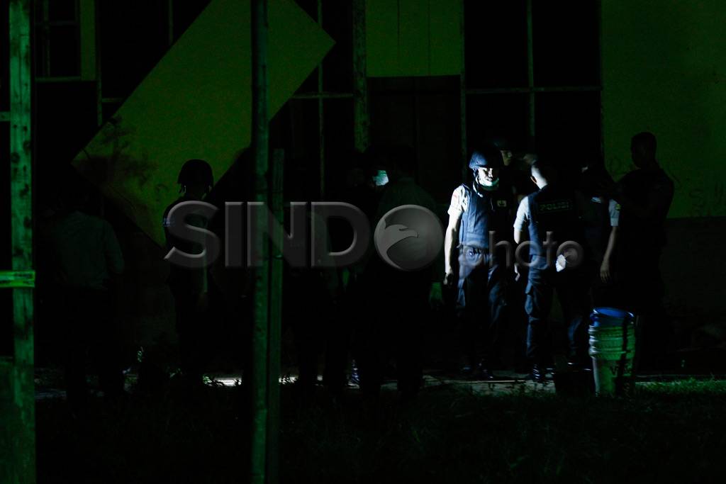 Polisi Masih Selidiki...