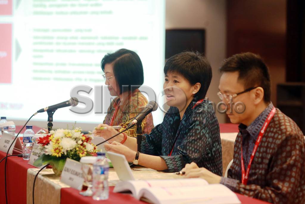 Bank OCBC NISP Catatkan...