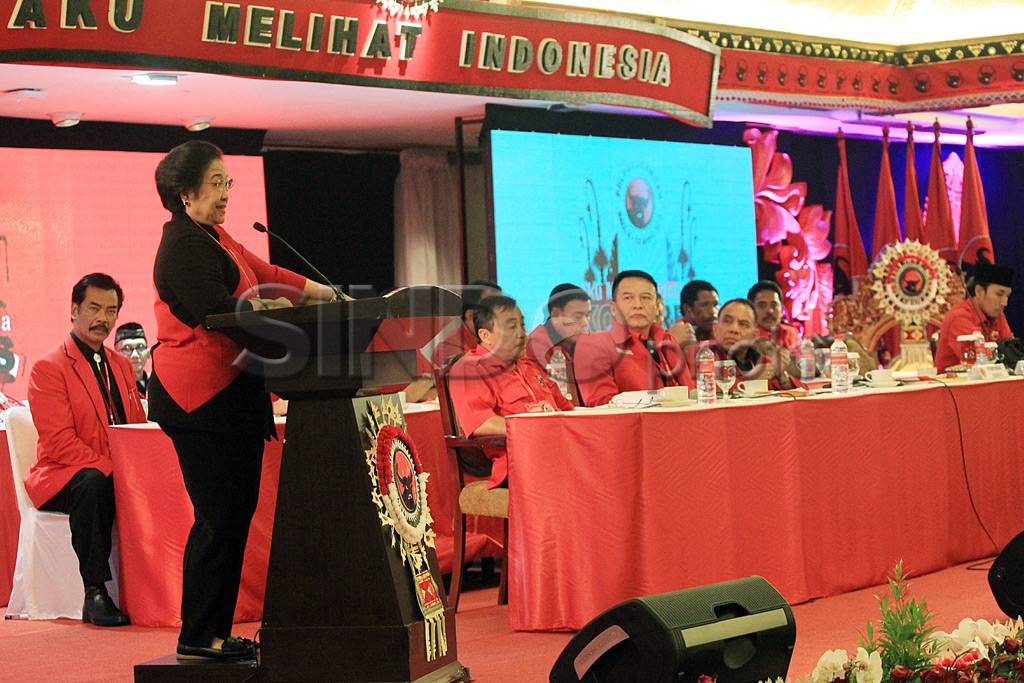 Megawati Kembali Jadi...