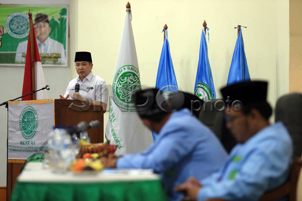 Hary Tanoesoedibjo Hadiri...