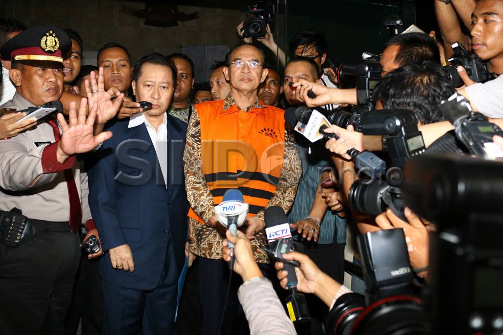 KPK Tahan Suryadharma...