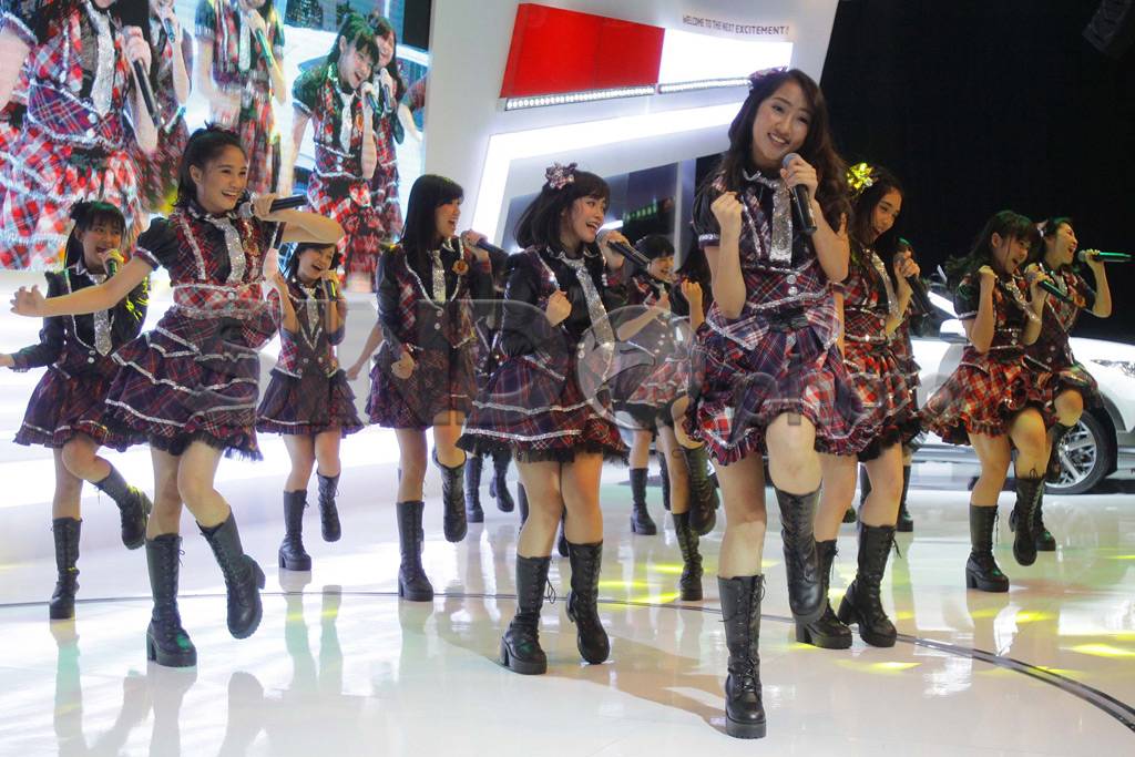 JKT48 Pukau Pengunjung...