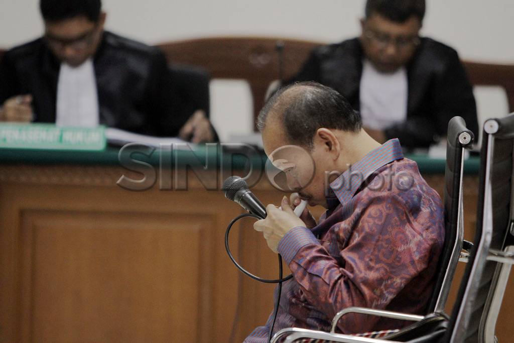 Sidang Dakwaan Sutan...