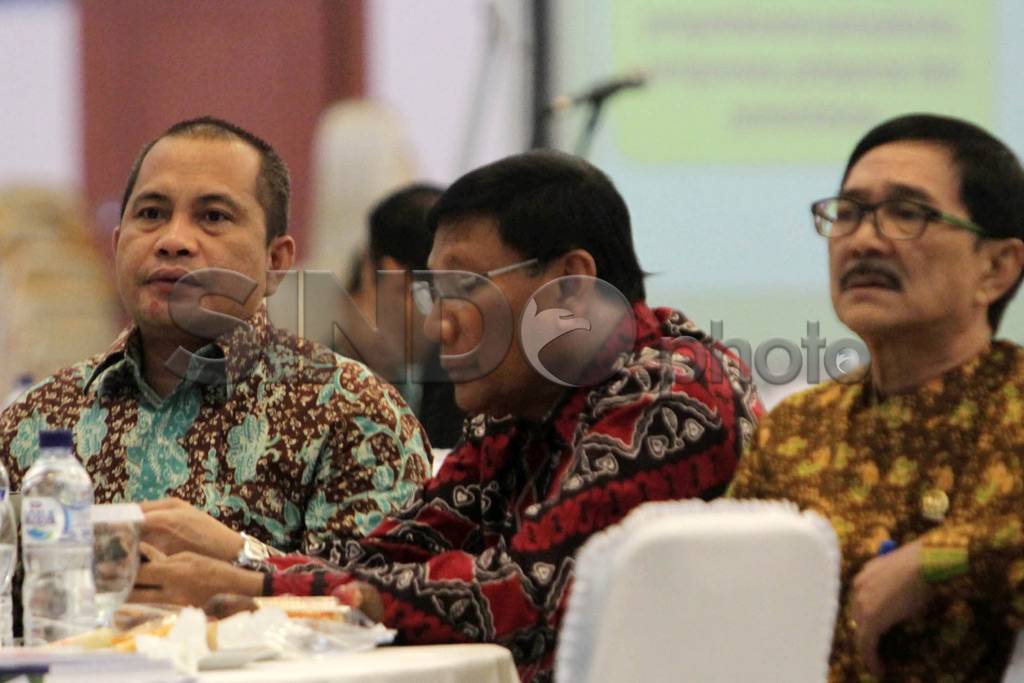 Mendes Hadiri Seminar...