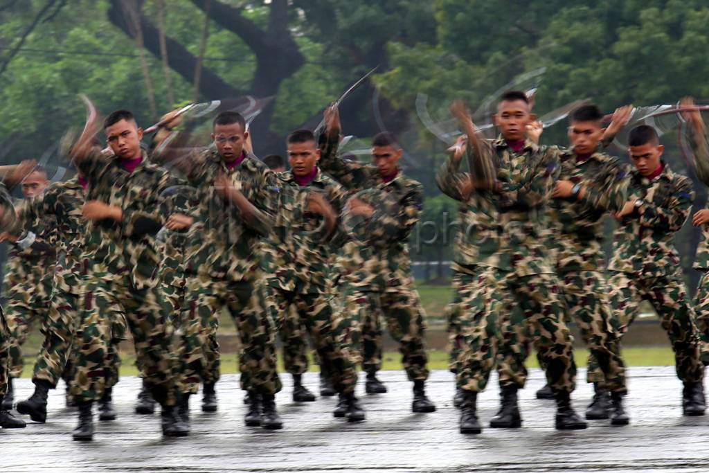 Hangatnya Pelukan Ibu...