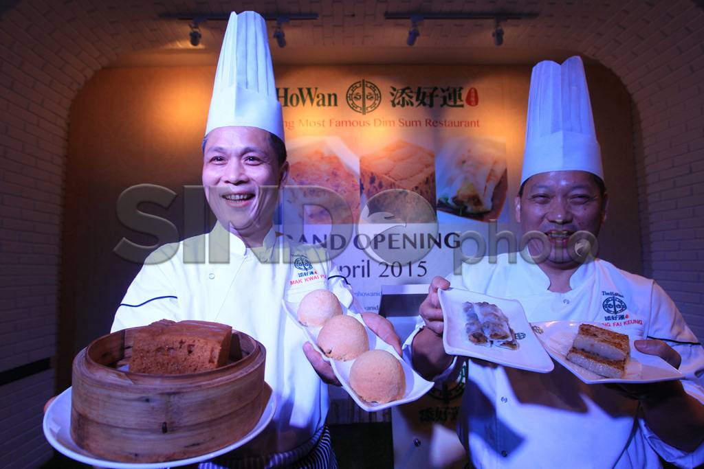 Menikmati Dim Sum Kelas...