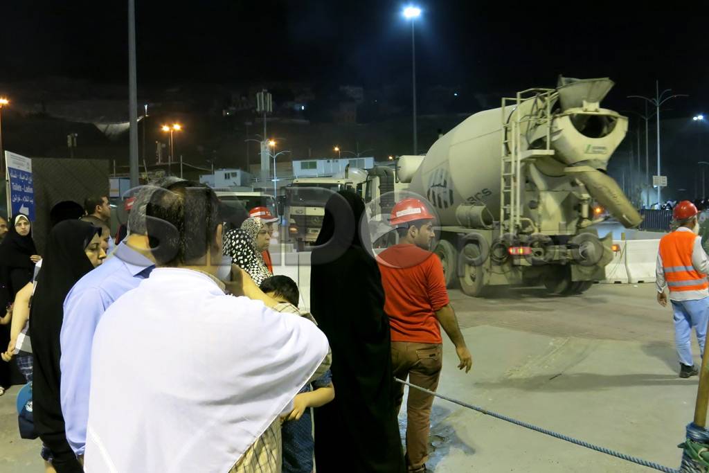 Mekkah dan Madinah Berbenah