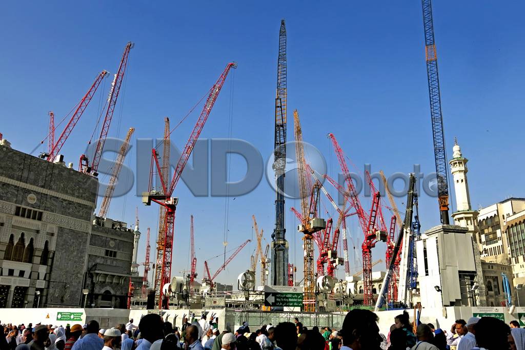 Mekkah dan Madinah Berbenah
