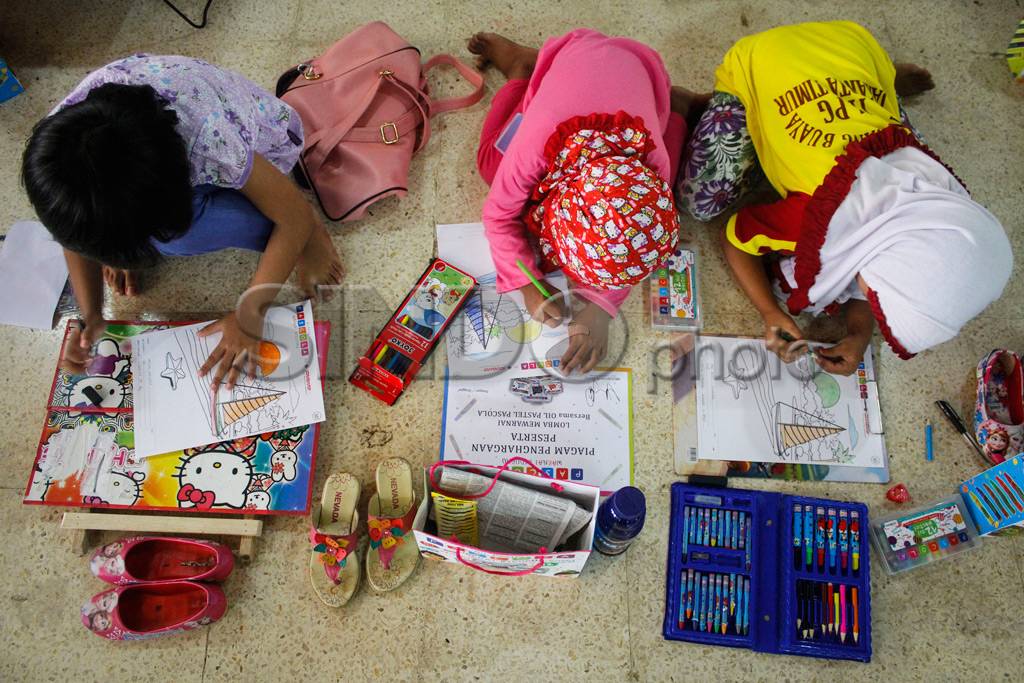 Lomba Menggambar HUT...