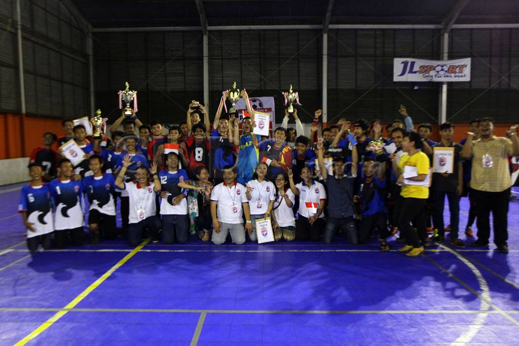 SMA Pelita 2 Juara Turnamen...