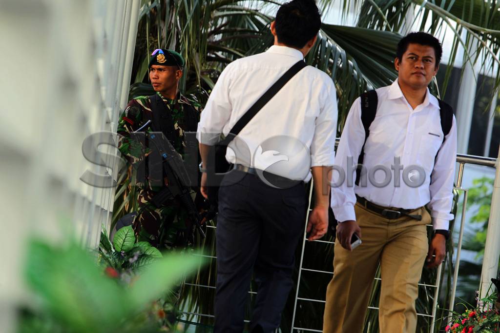 TNI Jaga Kawasan Thamrin...
