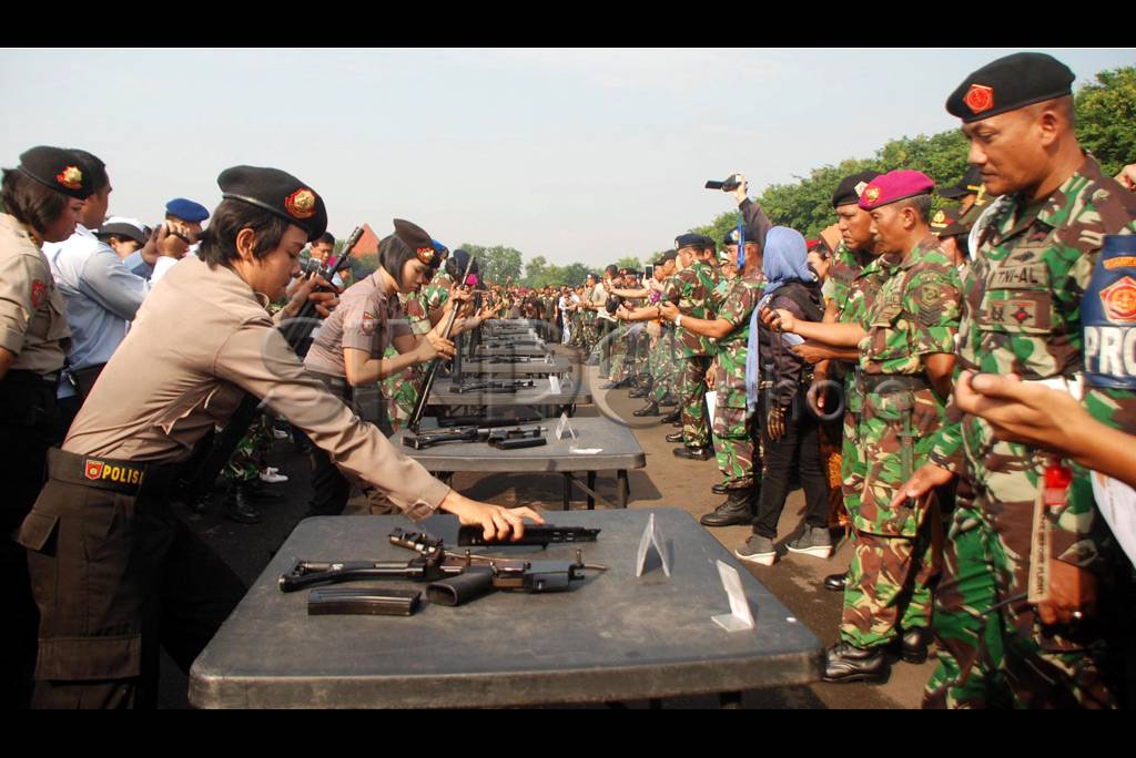 Adu Cepat Bongkar Pasang...