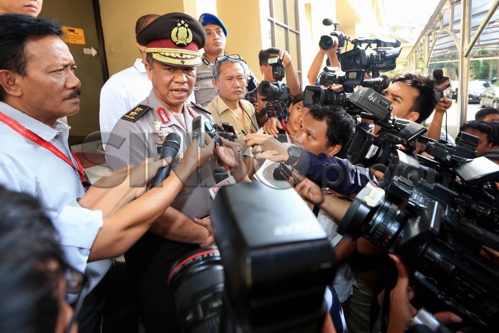 Kadivhumas Beri Keterangan...
