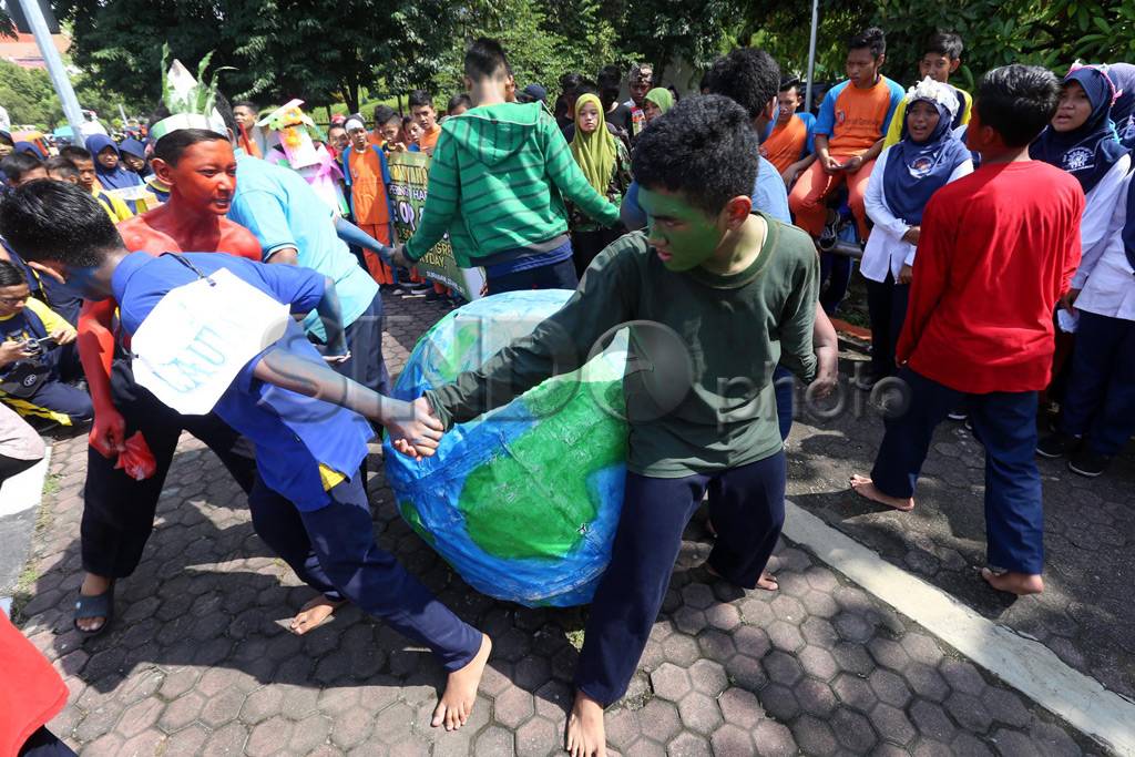 Aksi Save Our Earth