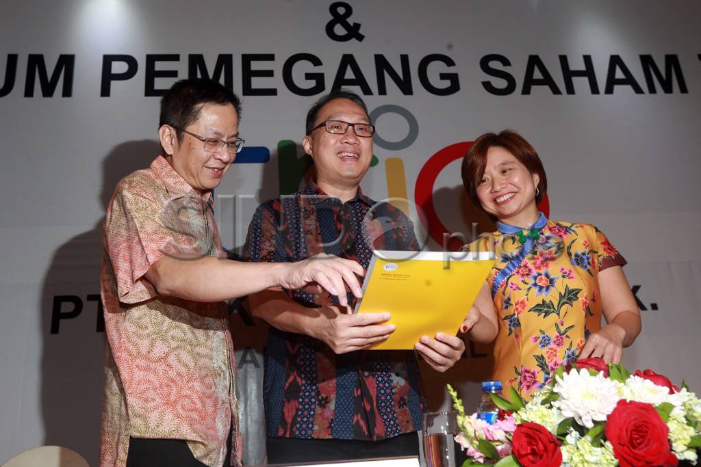 Trikomsel Oke Gelar...