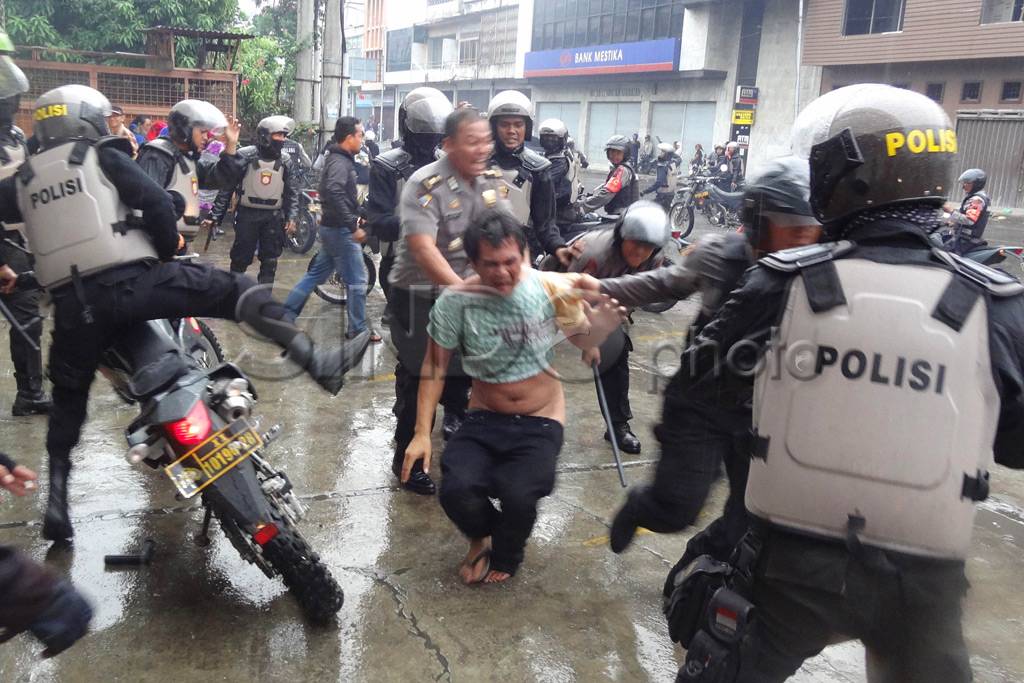 Aksi Pedagang Pasar...