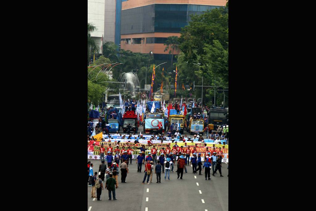 Jelang May Day, Ribuan...