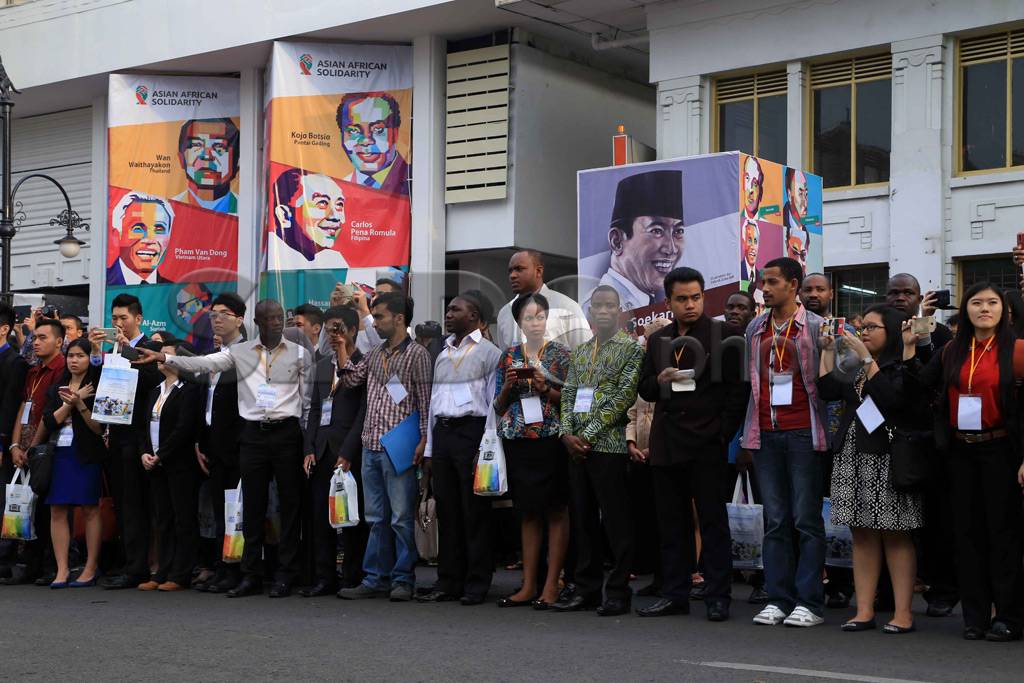 Bendera Negara Peserta...