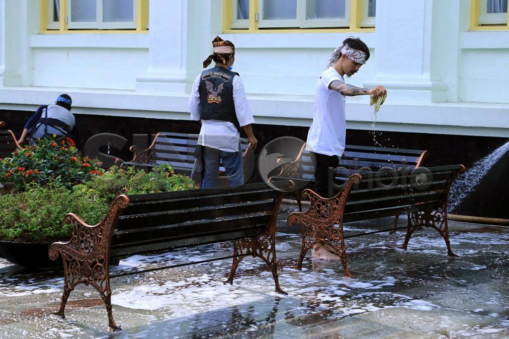 Aksi Ngepel Jalanan...