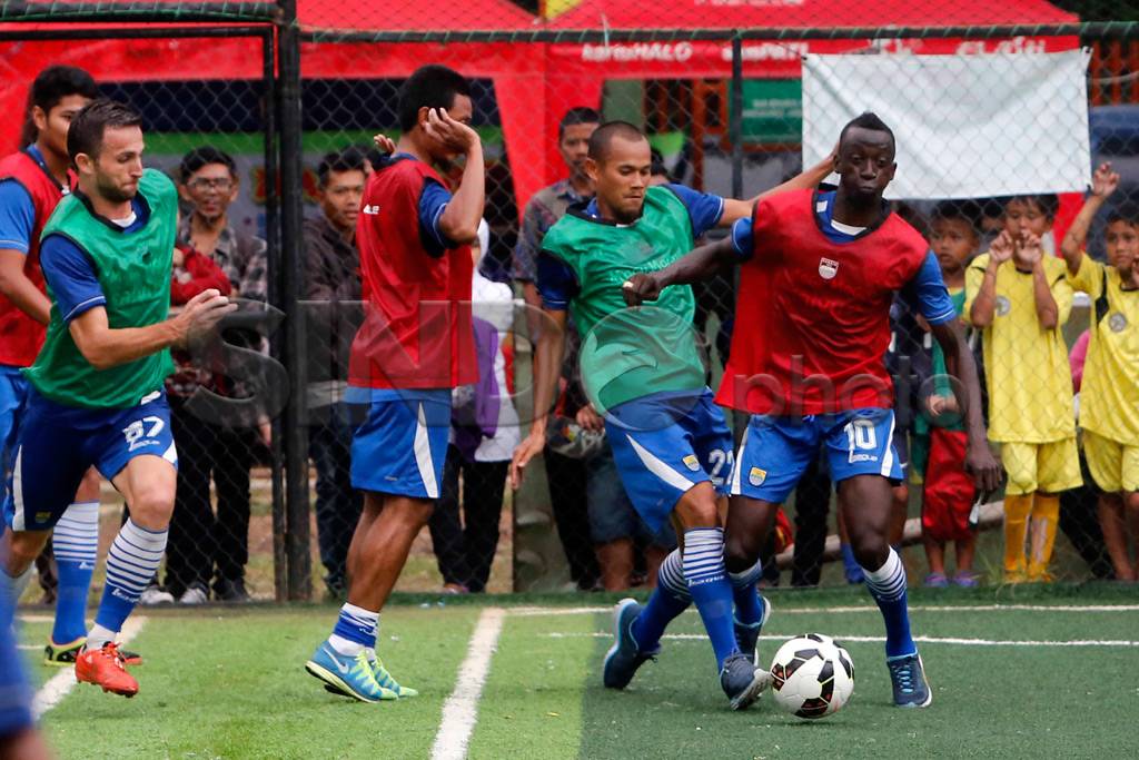 QNB League Mandek, Persib...