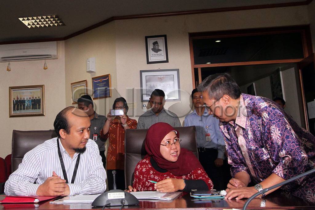 Novel Baswedan Adukan...