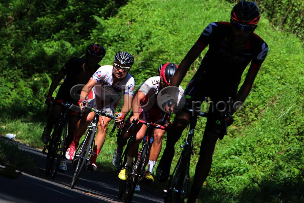 International Tour de...