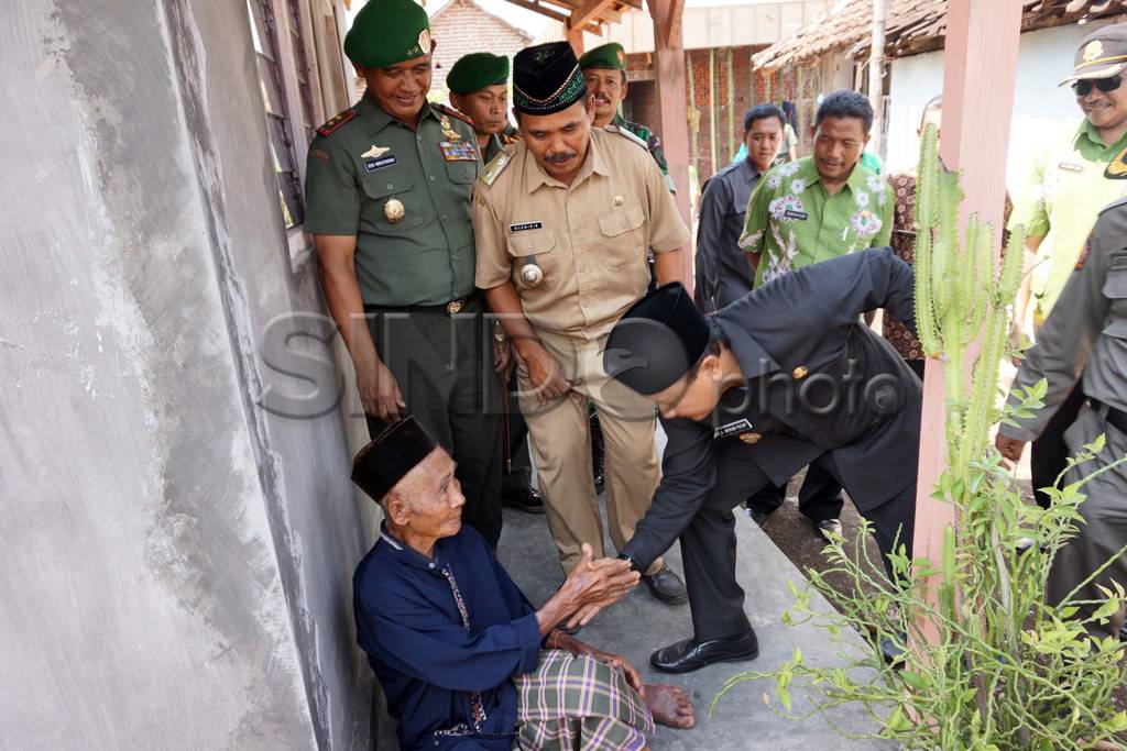 TNI Manunggal Masuk...