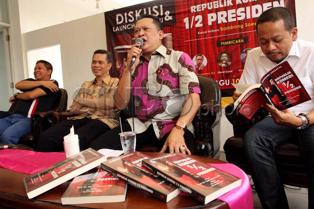 Buku Republik Komedi...
