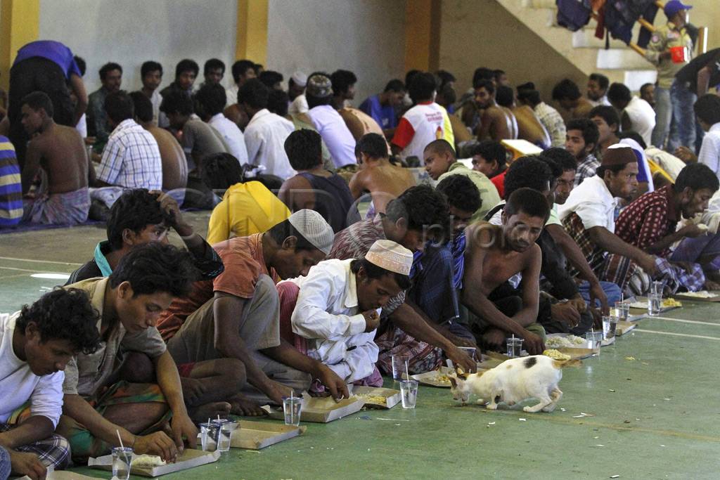Ratusan Imigran Korban...