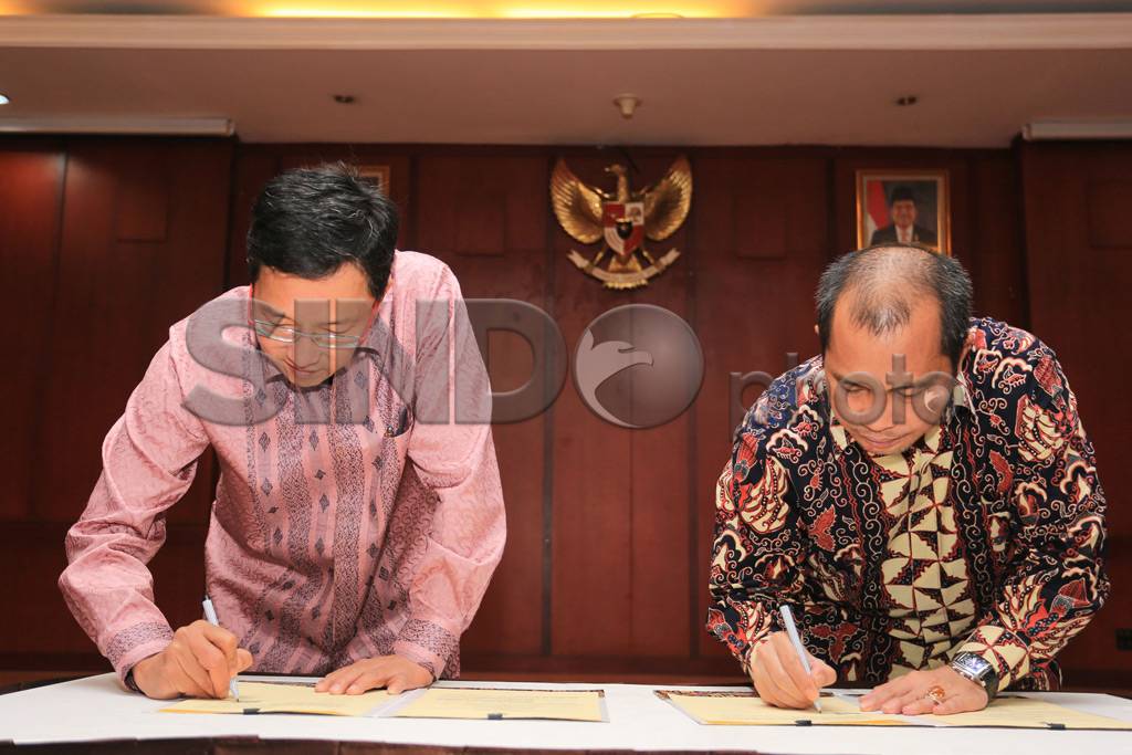Layar Raksasa akan Dibangun...