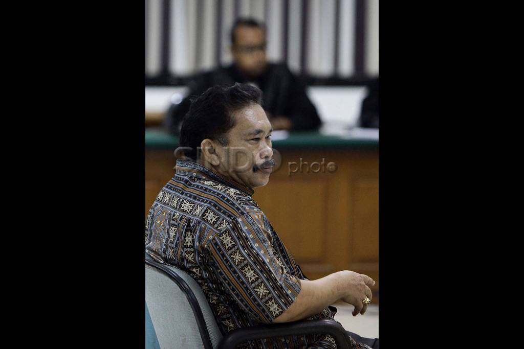Bonaran Divonis 4 Tahun...