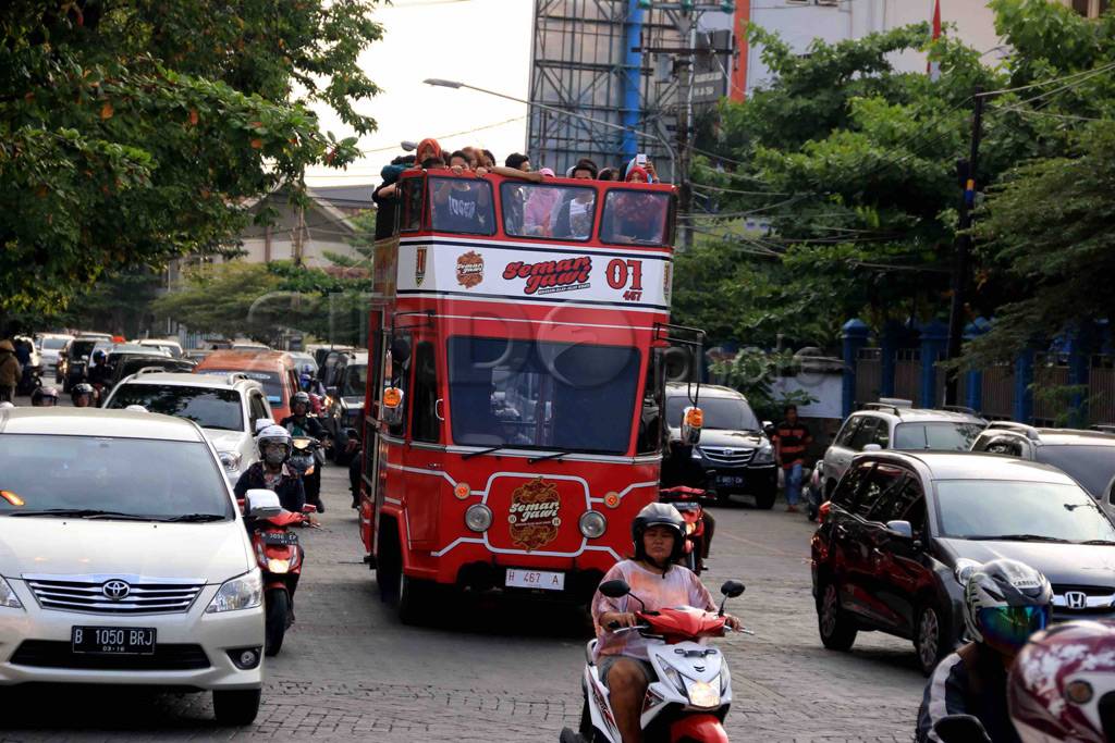 Bus Semarjawi Ikon Wisata...