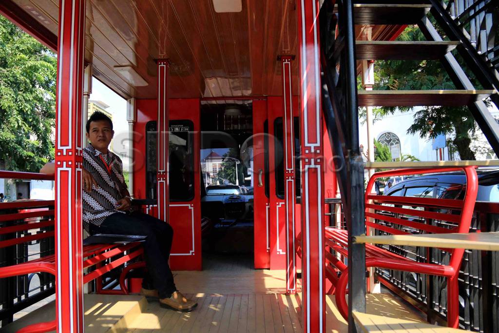 Bus Semarjawi Ikon Wisata...