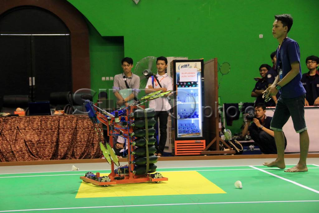 Kontes Robot Indonesia...